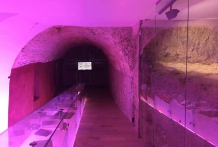 Centro de Interpretación Madina Yabisa (La Cúria)