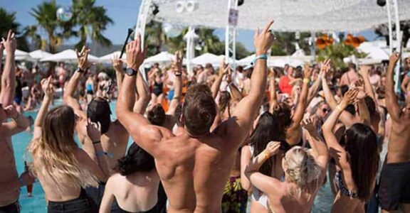 O Beach Pool Party