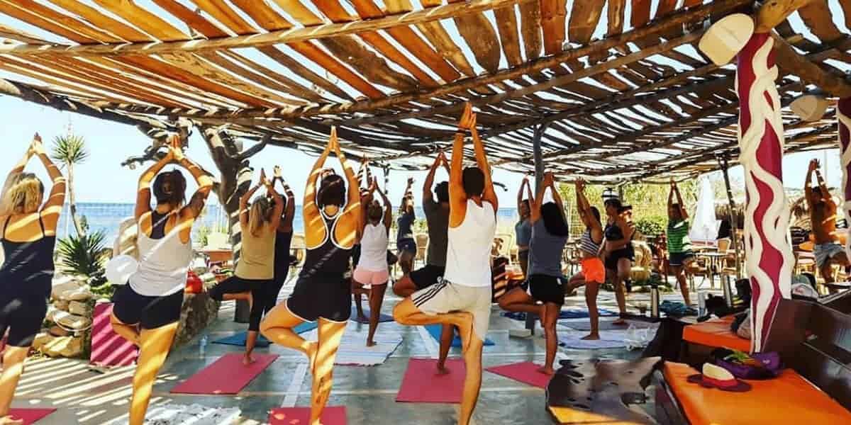 Yoga Vibes en Kumharas Ibiza