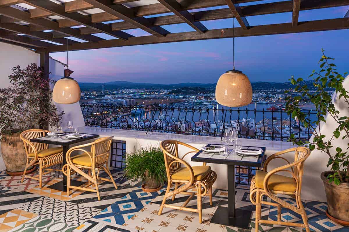 Apertura de Corsario Restaurant & Terrace