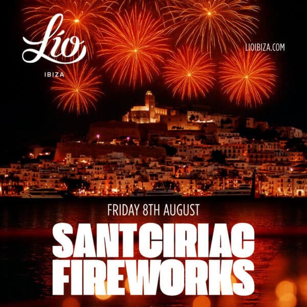 La magia de los fuegos artificiales de San Ciriaco desde Lío Ibiza