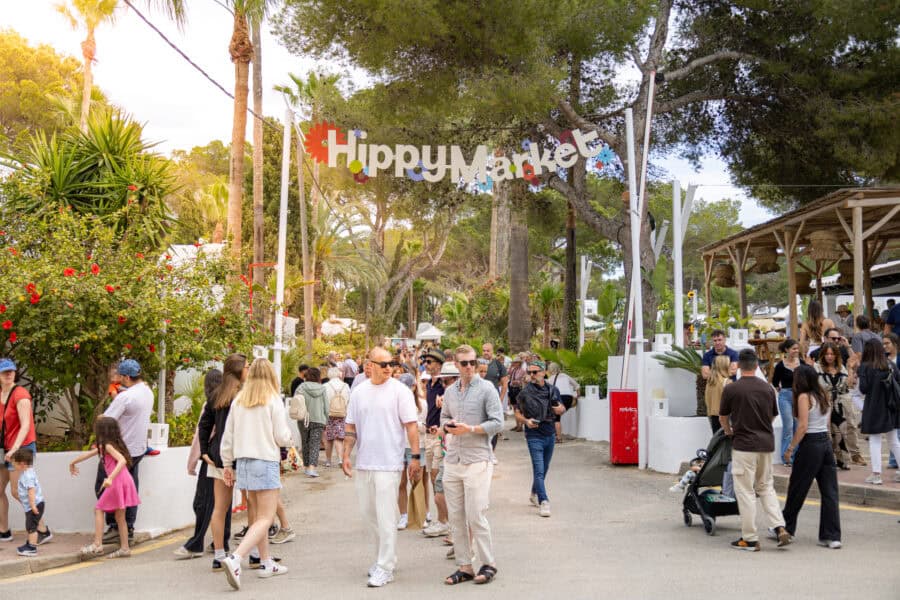 Mercadillo de Es Canar - Hippy Market Punta Arabí