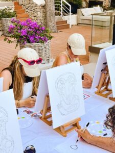 Paint & Sip Experience con Sarah Main en Sun & Moon
