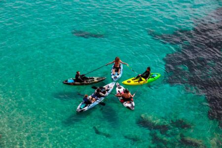 Sal a disfrutar del mar con Kronan Kayak Ibiza