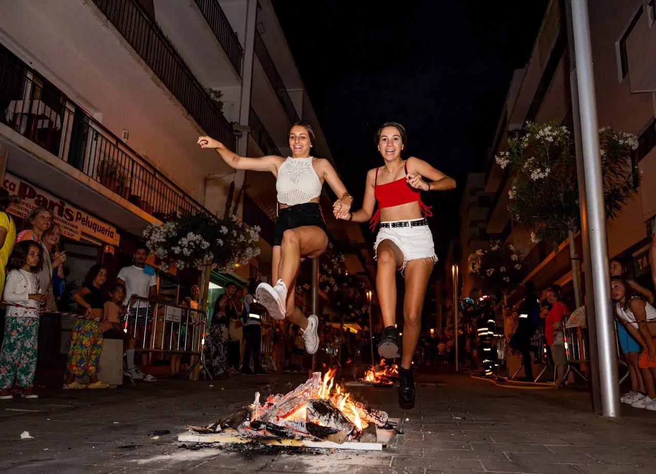 Noche de San Juan en Santa Eulalia y sus pueblos