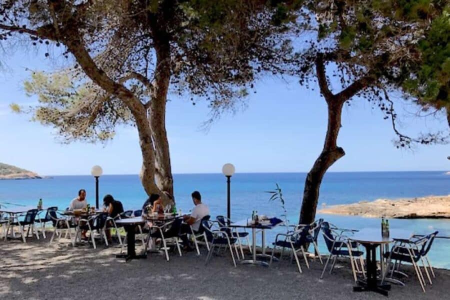 Los restaurantes de playa más clásicos de Ibiza