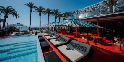 Lujo, diseño y hedonismo: los estampados de Roberto Cavalli visten The Unexpected Ibiza Hotel