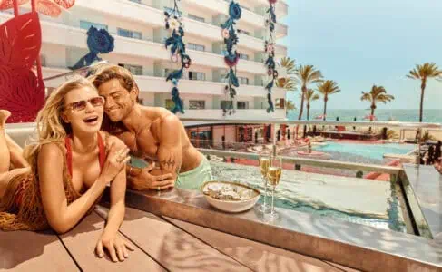 ushuaia-welcome-to-ibiza-jpg - -