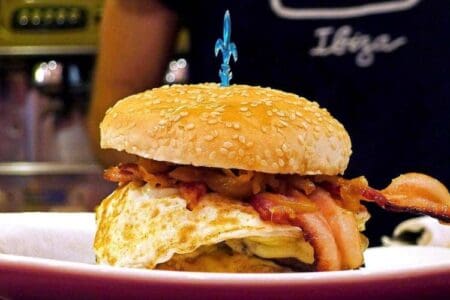 Las hamburguesas más irresistibles de Ibiza están en estos restaurantes