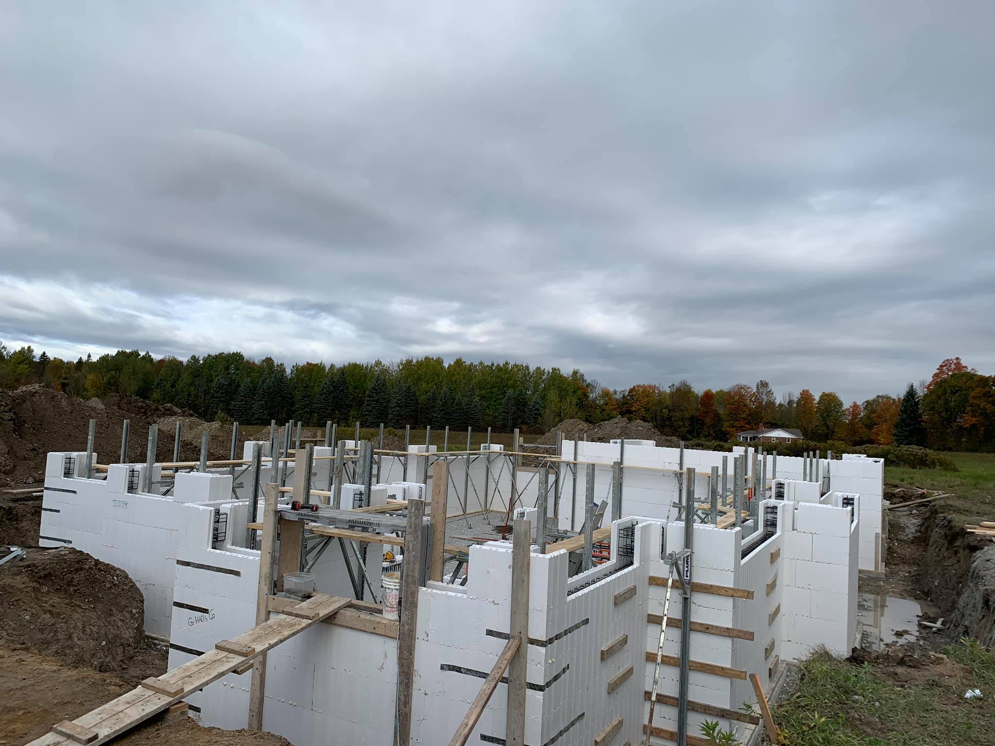 121163400 1745405662294674 624979235296873244 n 1745405655628008