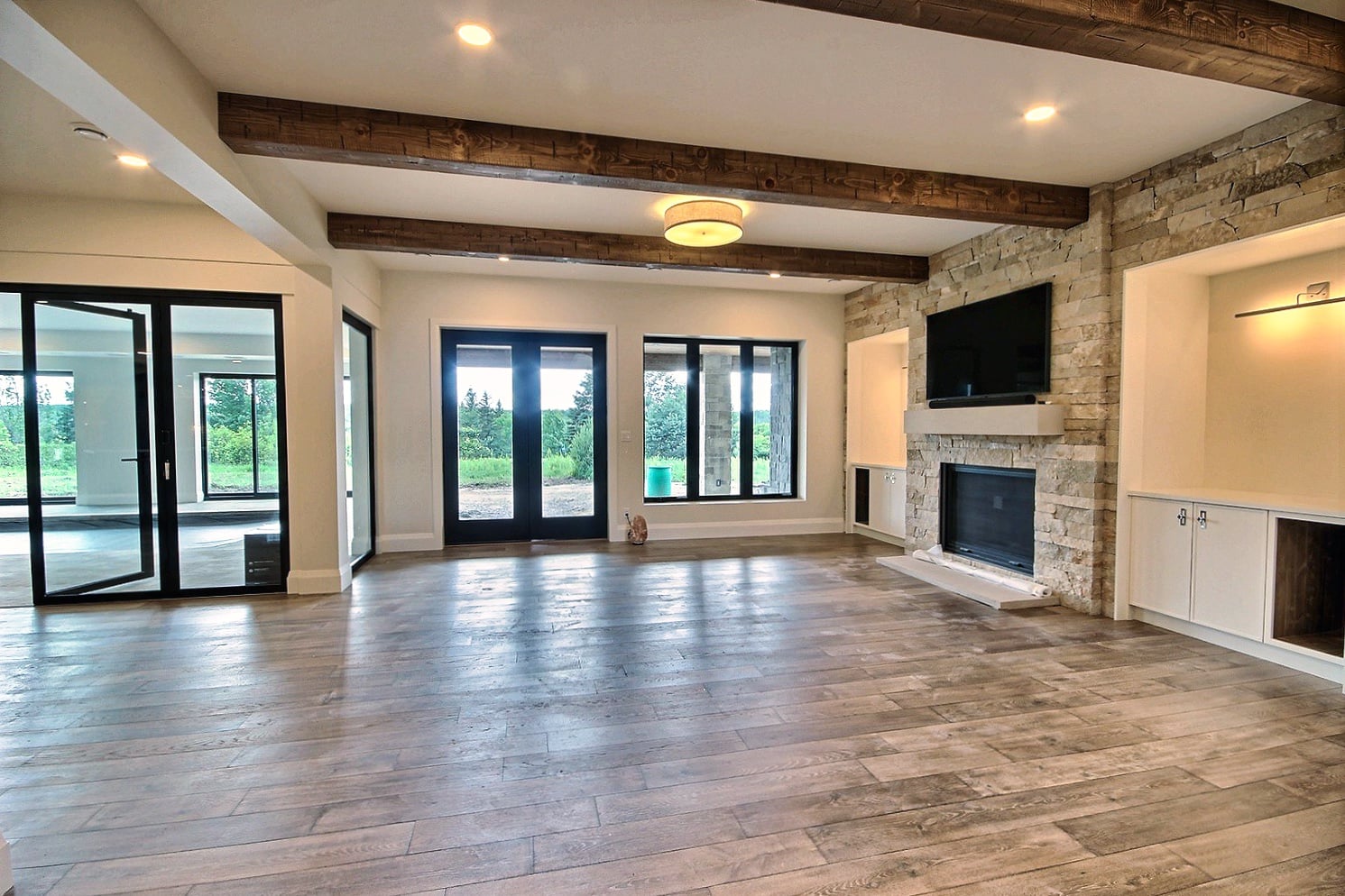 210580655 1963532277148677 5036554413560985960 n 1963532270482011