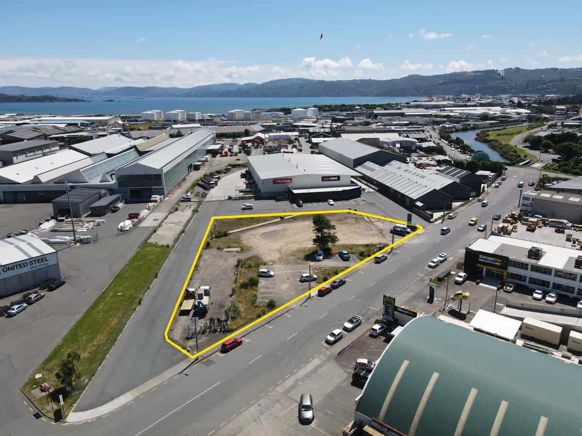 110 Hutt Park 2 (border)