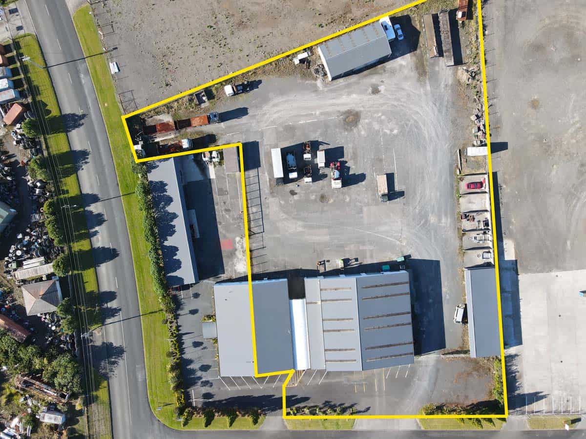 208 De Havilland 28 (border)