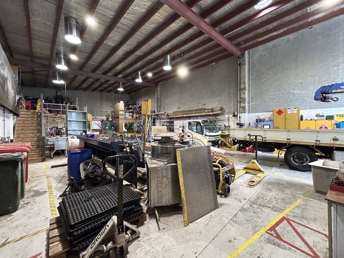 Workshop with tools and equipment at 47A Victoria Street, White Lion.