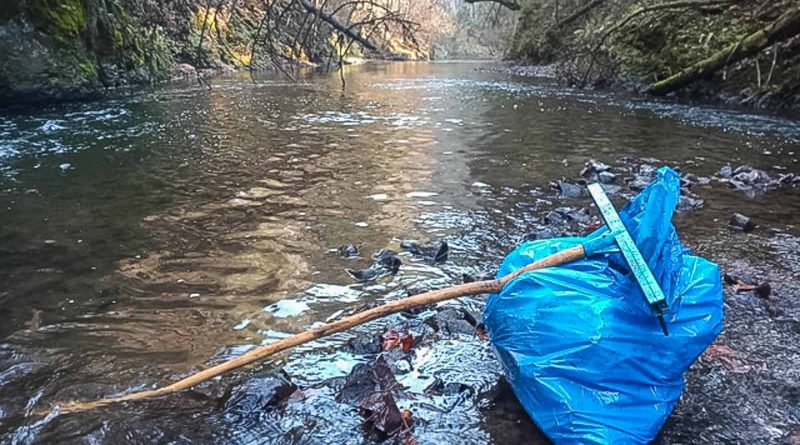 CEW Cleaning up Slovenysky Raj-30277.jpeg