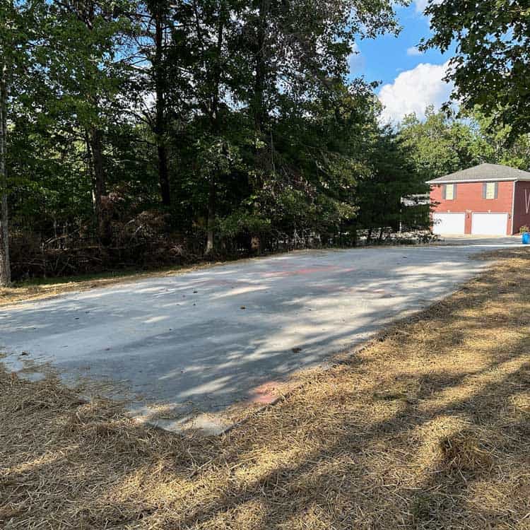 Driveway paving project completed by Wilson Contracting in Kentucky.