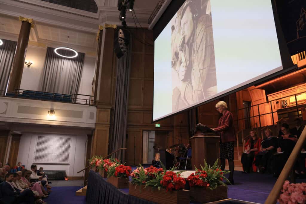 Sarah Bennett Peter Alliss tribute