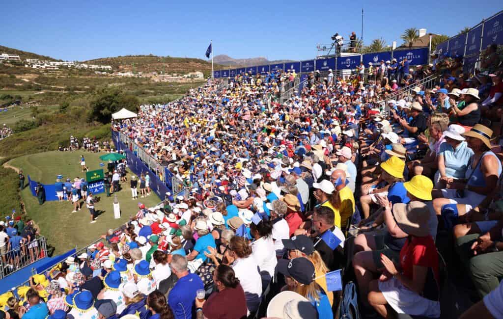 Crowd on 1st tee Solheim Cup 2023