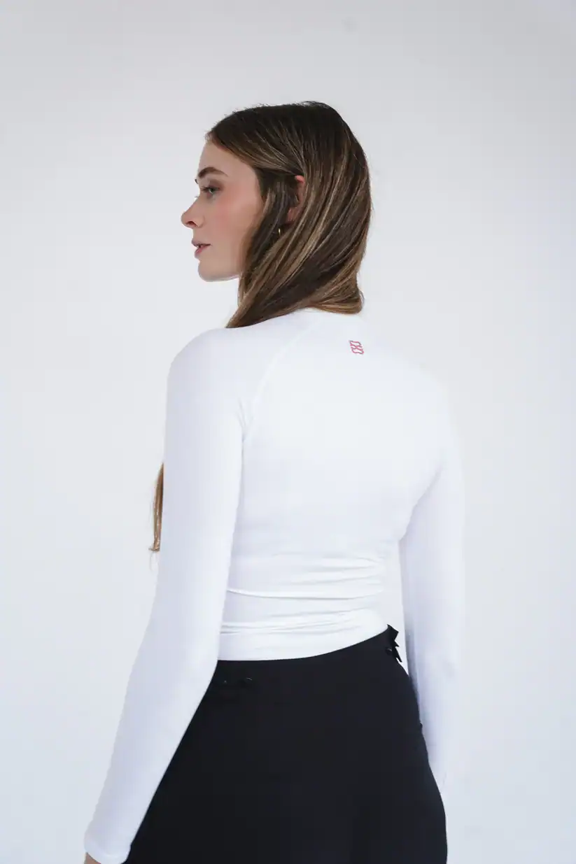 csara-warmcore-baselayer-white-side3