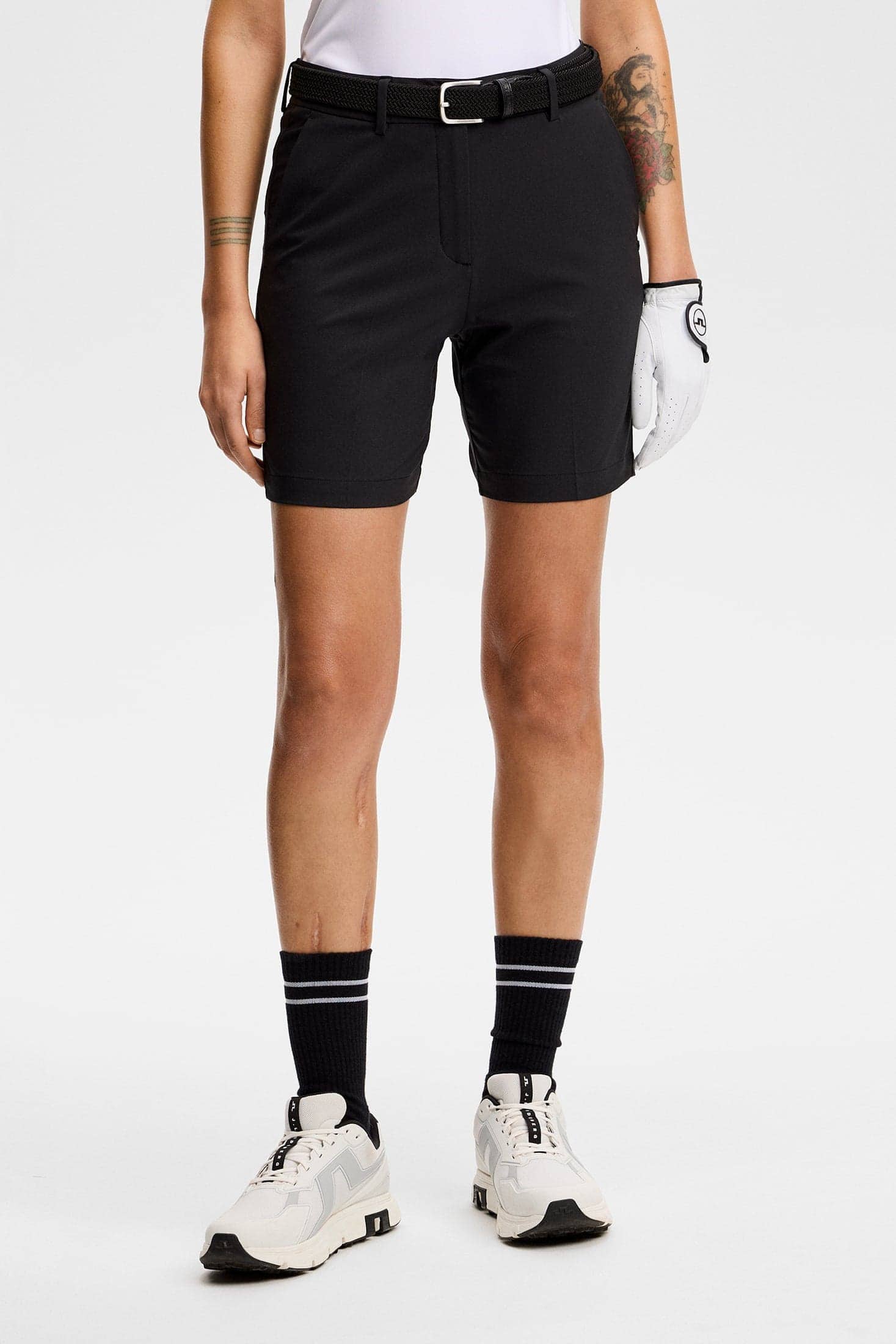 j-lindeberg-gwen-long-shorts-black-1