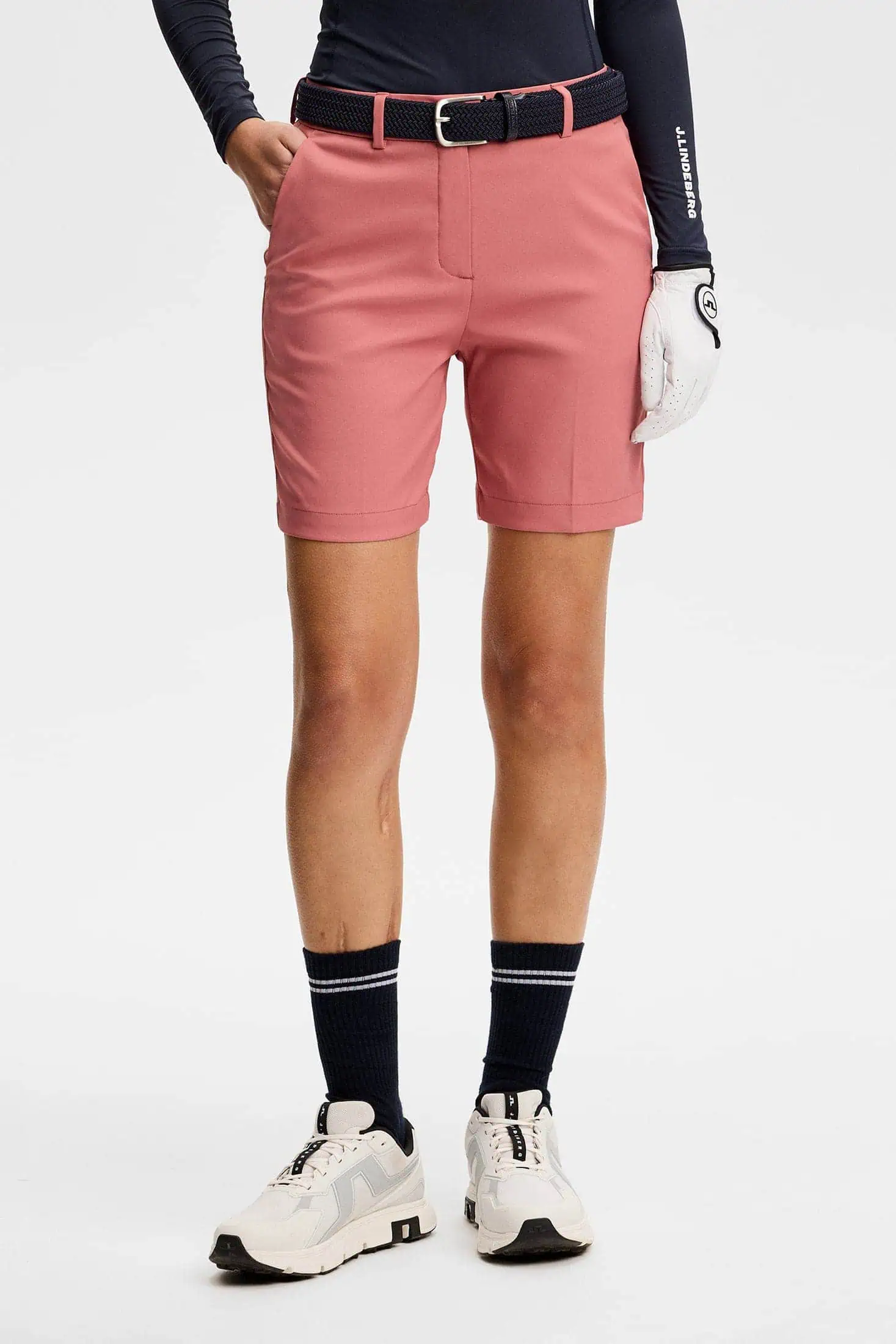 j-lindeberg-gwen-long-shorts-withered-rose-1-1