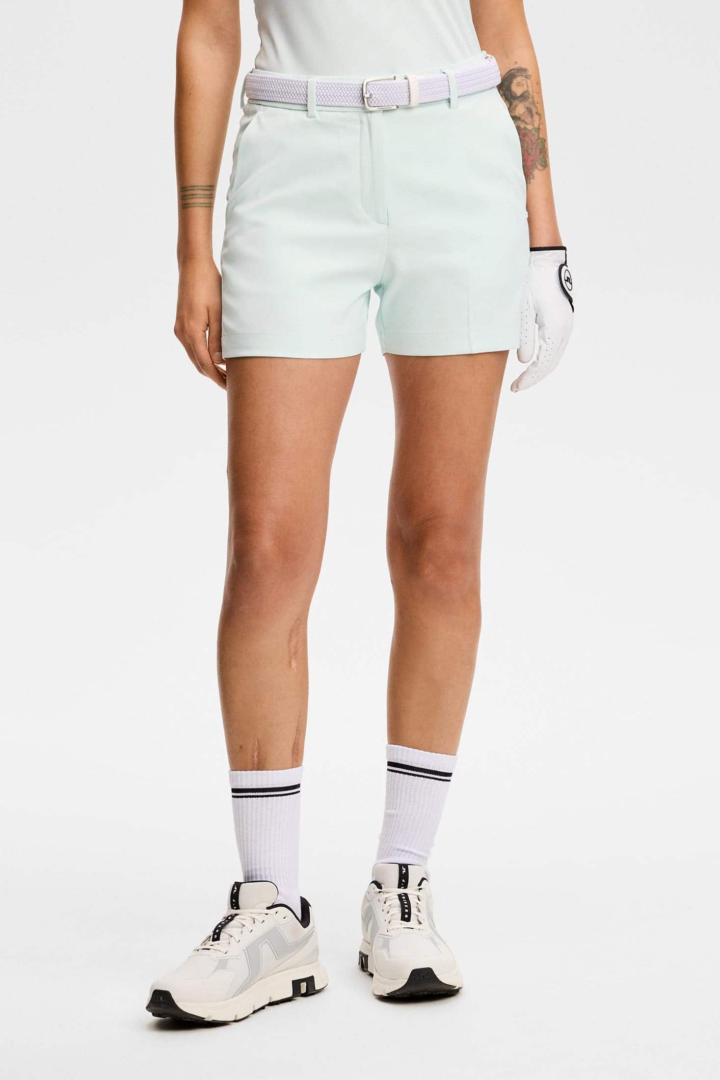 j-lindeberg-gwen-shorts-sky-light-1-1