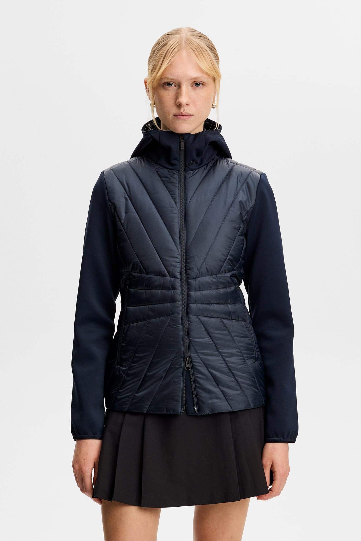j-lindeberg-holma-quilt-hybrid-hood-jl-navy-1-1