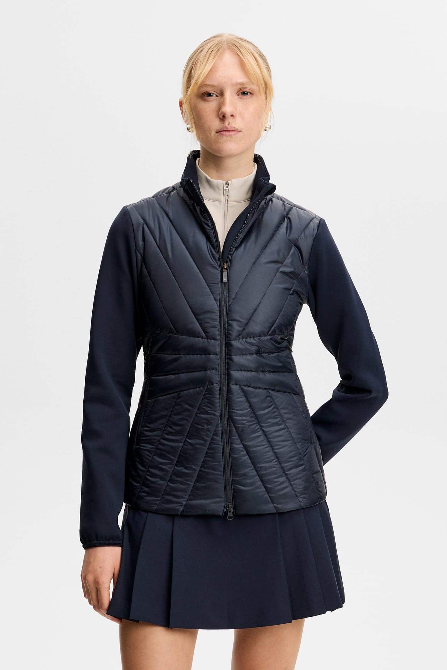 j-lindeberg-holma-quilt-hybrid-jacket-jl-navy-1-1