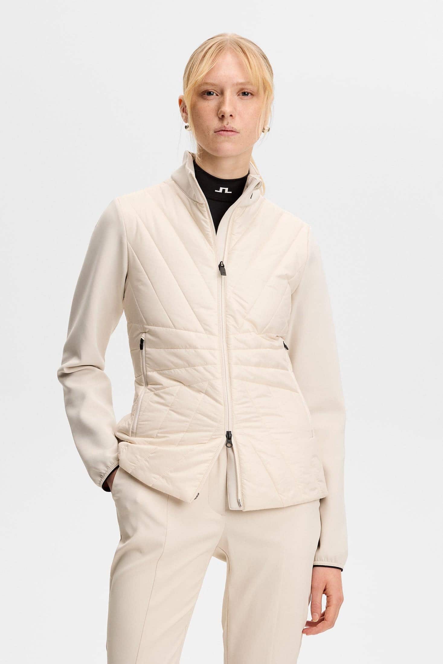 j-lindeberg-holma-quilt-hybrid-jacket-moonbeam-1