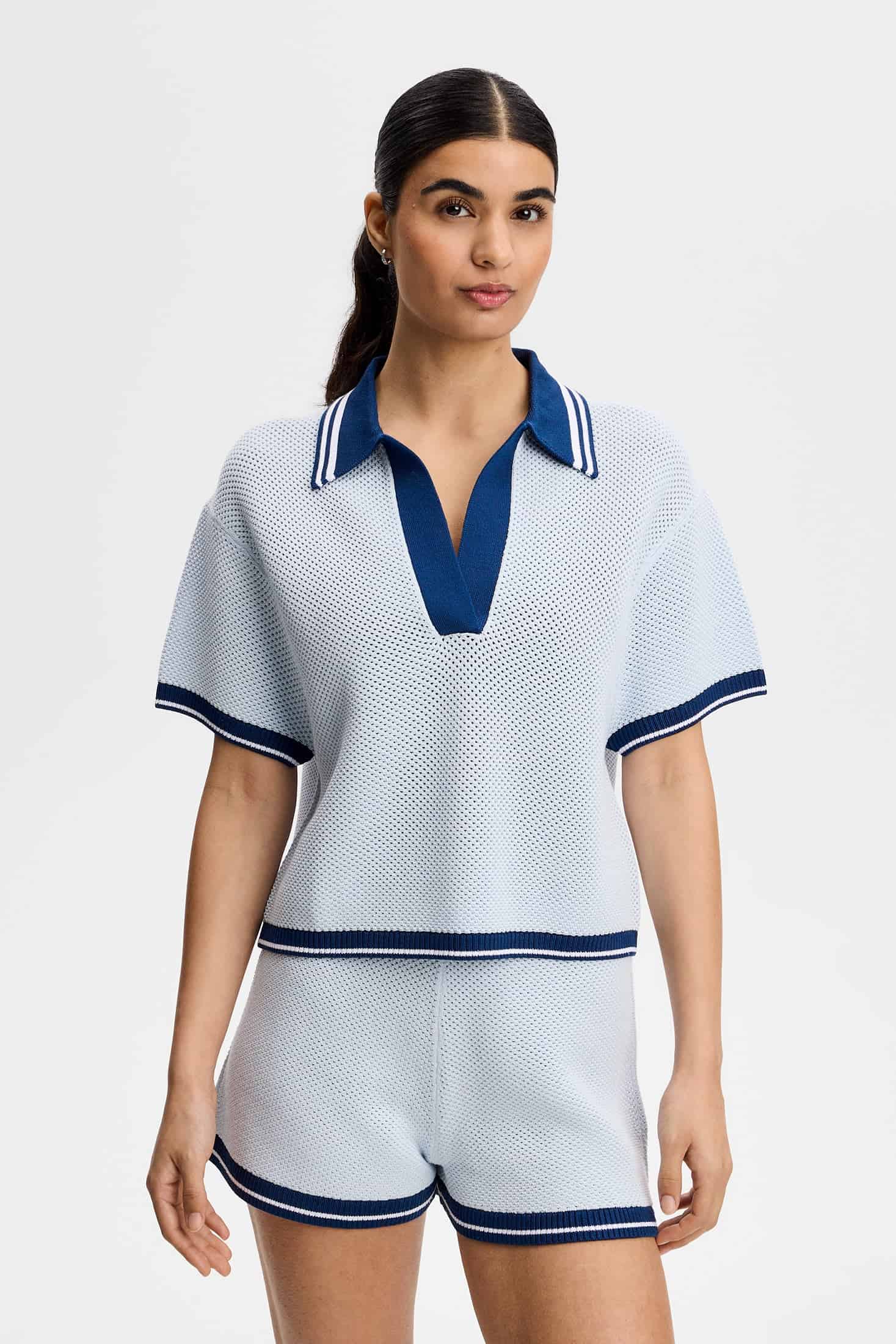 j-lindeberg-honeycomb-polo-skywriting-1-3