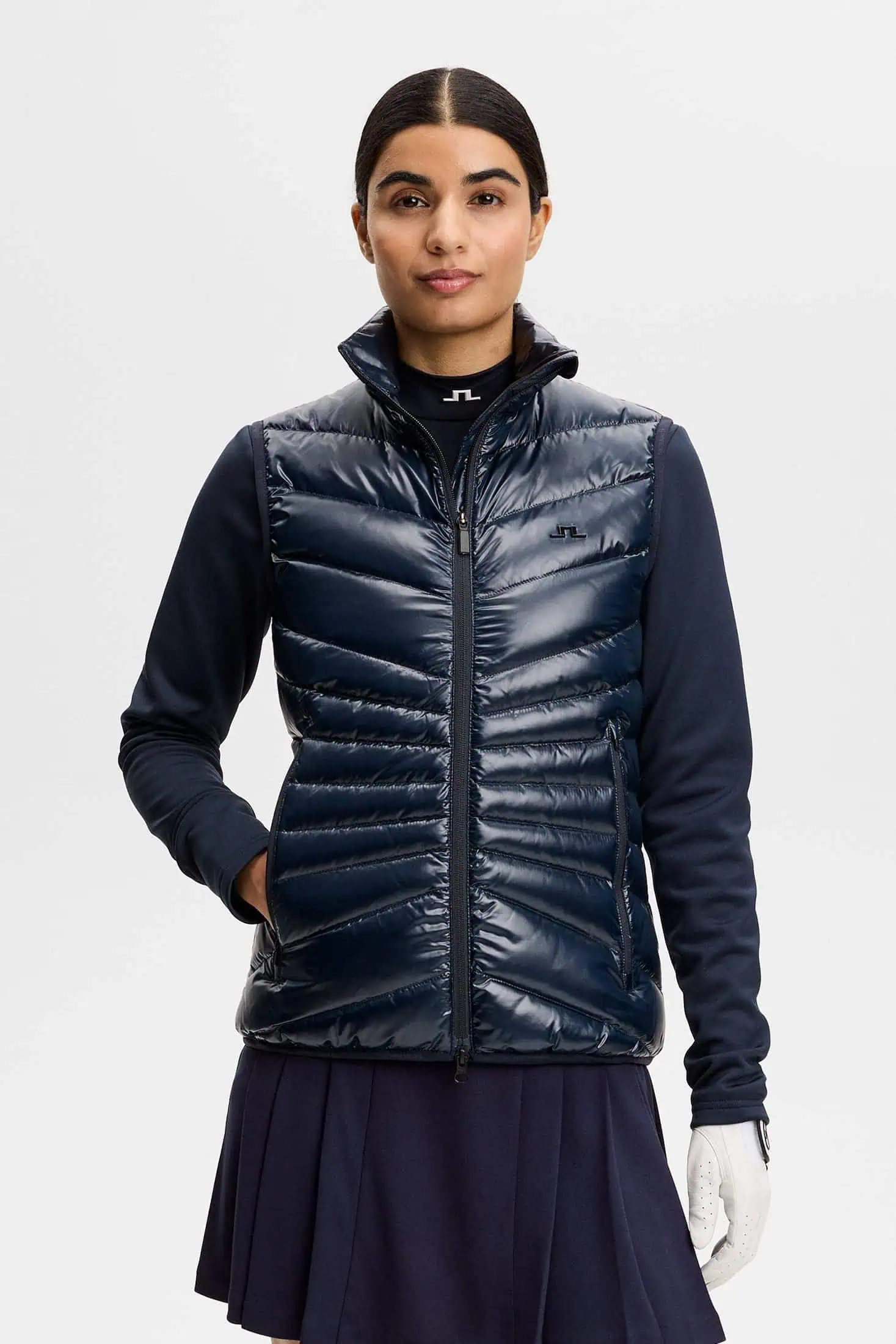 j-lindeberg-lara-light-down-vest-jl-navy-1