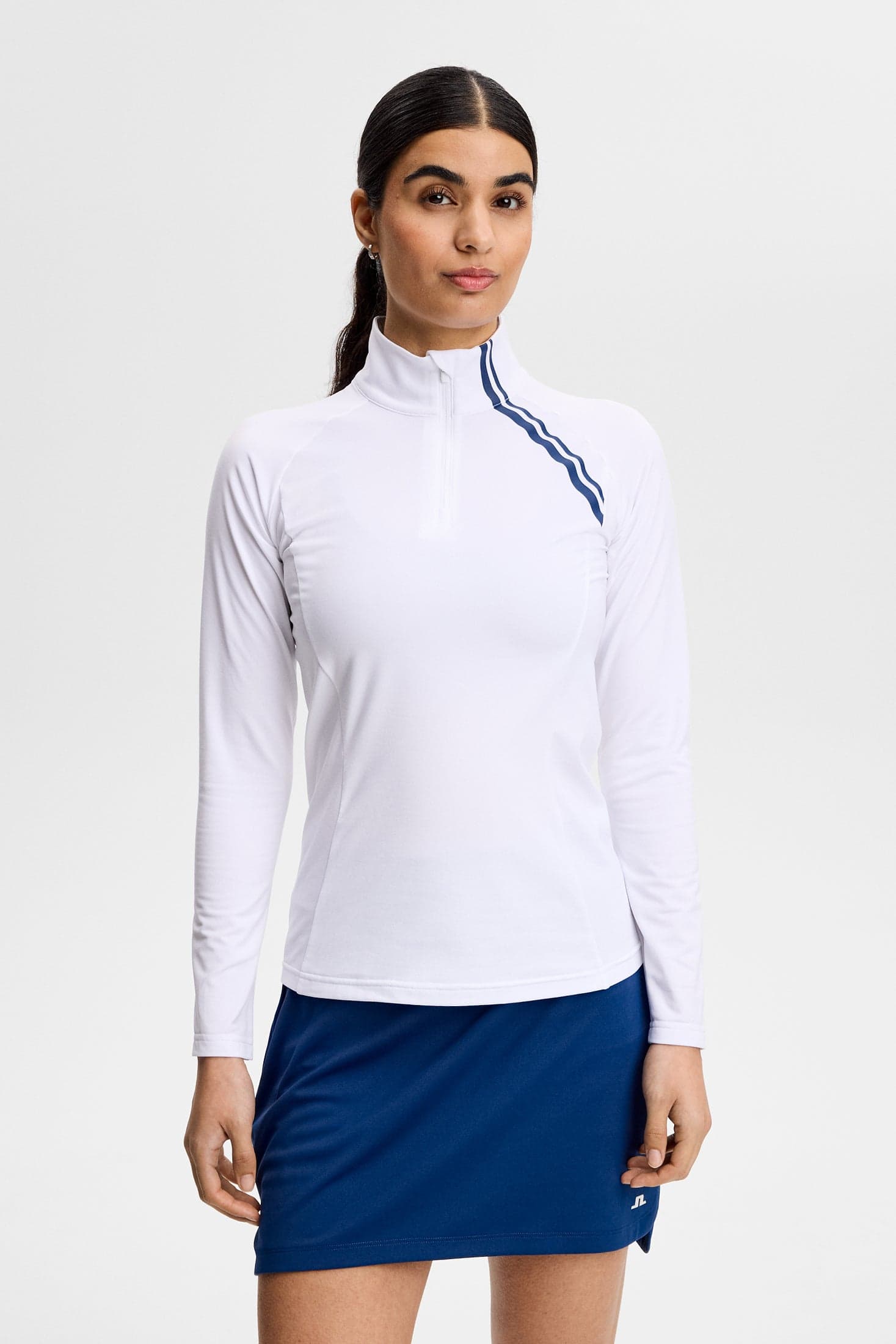 j-lindeberg-nadu-qaurter-zip-mid-layer-white-1-4