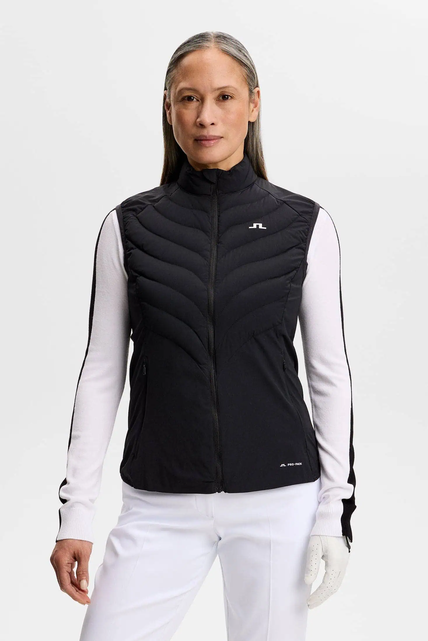 j-lindeberg-tonya-pro-pack-down-vest-black-1