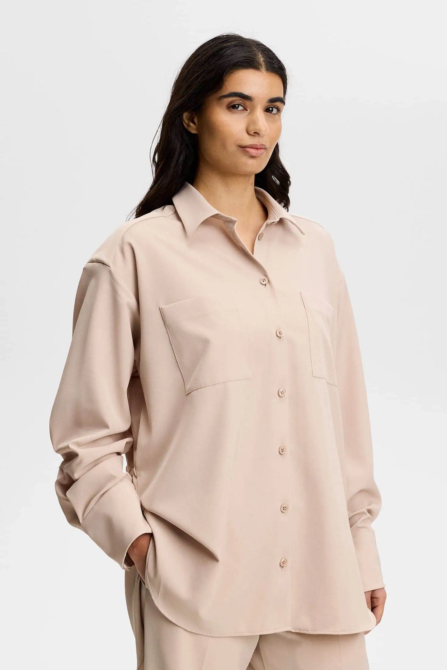 j-lindeberg-willow-tech-drape-shirt-moonbeam-1
