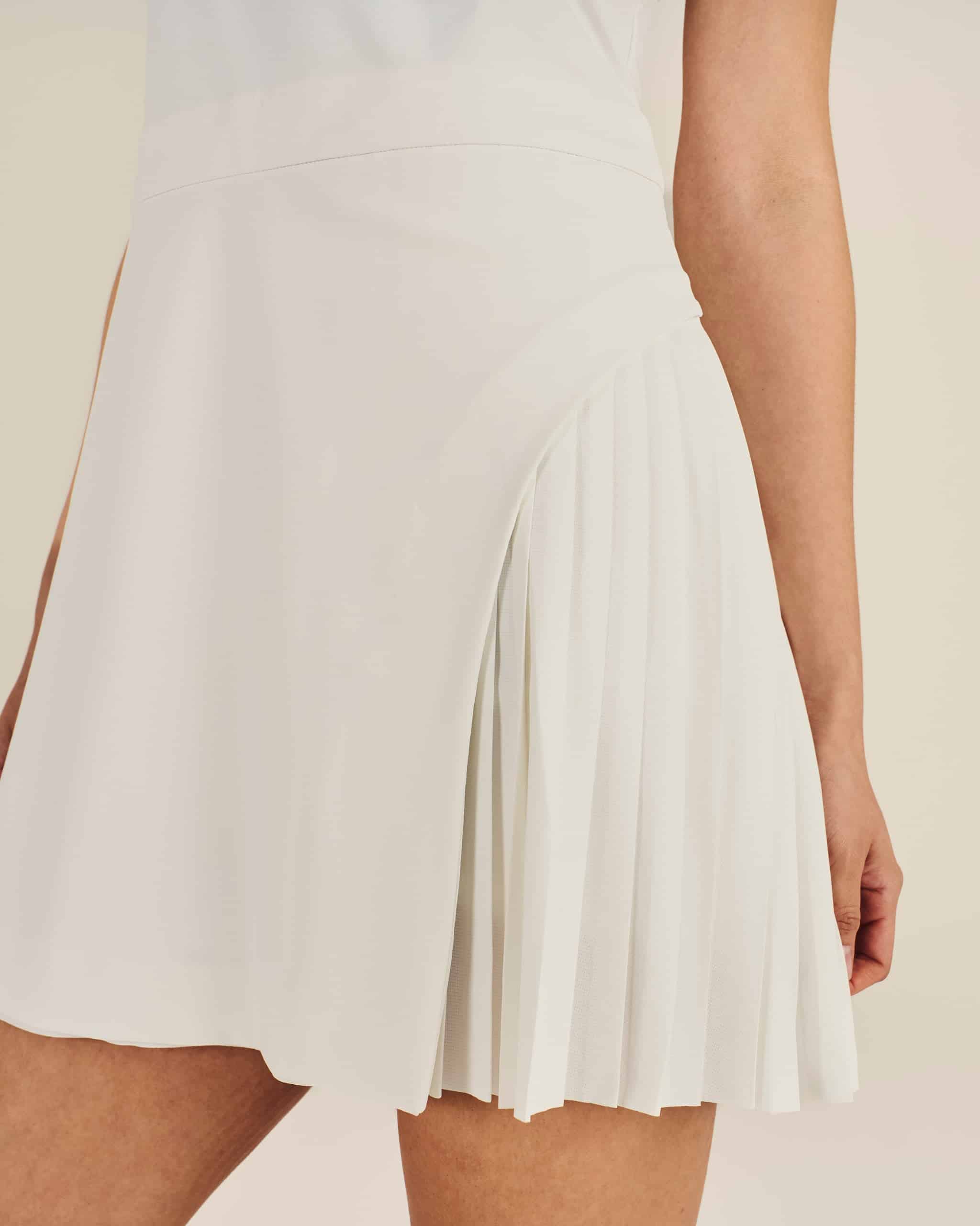 malbon-studio-seoul-sleeveless-polo-dress-2