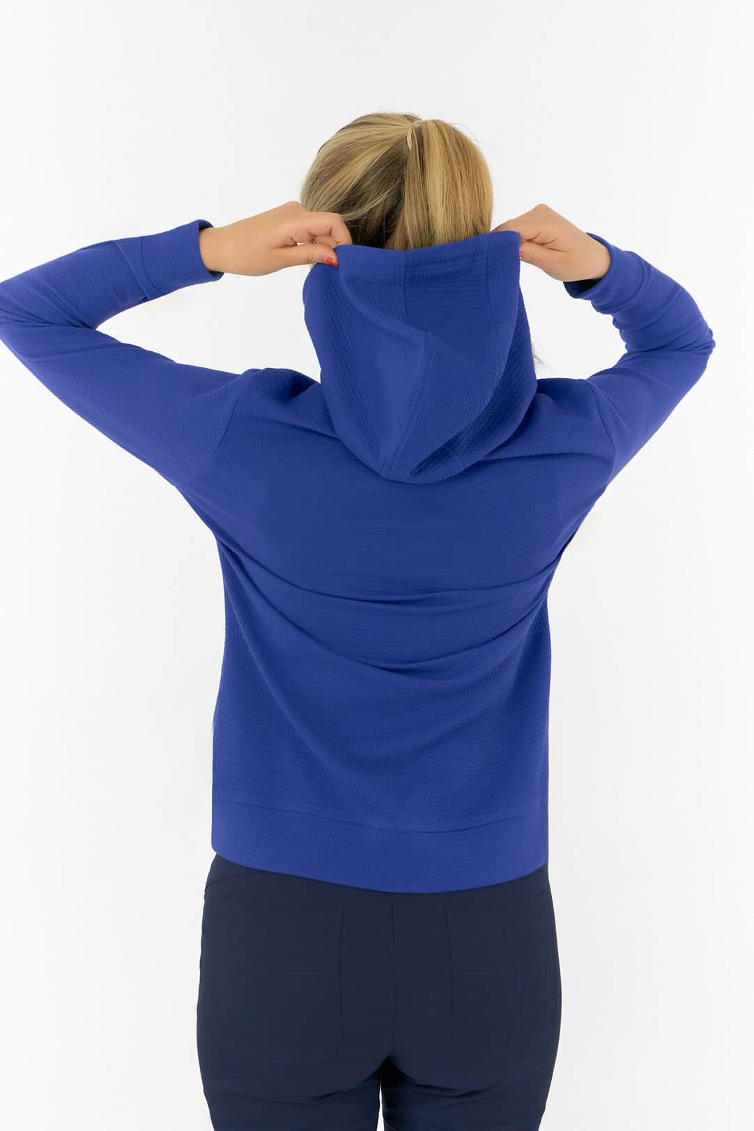 pure-golf-priya-lightweight-summer-golf-hoodie-yale-navy-2