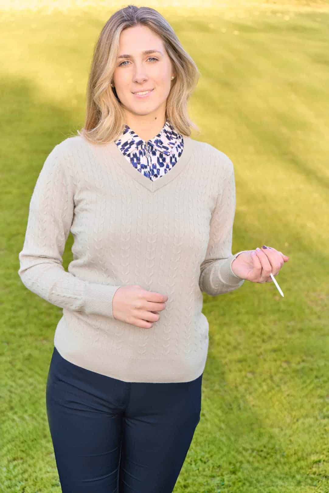 pure-golf-suzie-summerweight-ladies-golf-jumper-oyster-1