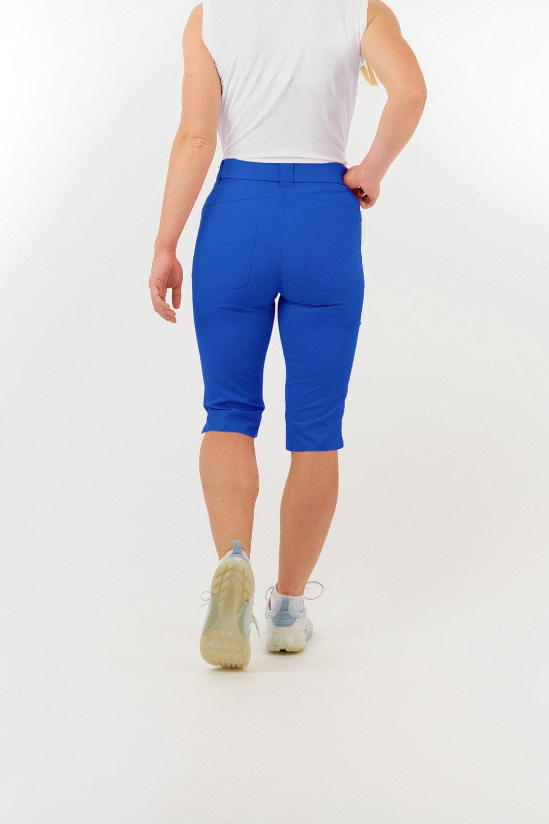 pure-golf-trust2-bermuda-ladies-golf-shorts-royal-blue-2