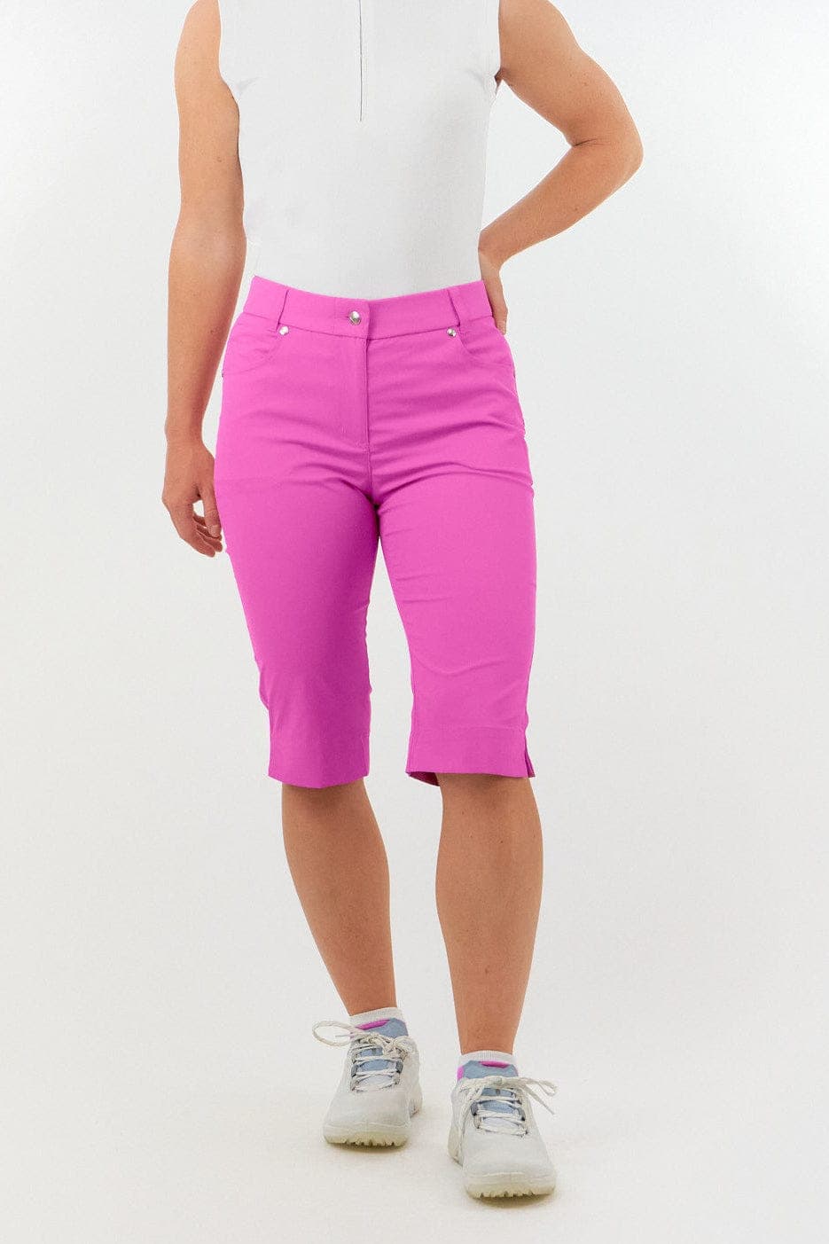 pure-golf-trust2-ladies-bermuda-golf-shorts-azalea-pink-1