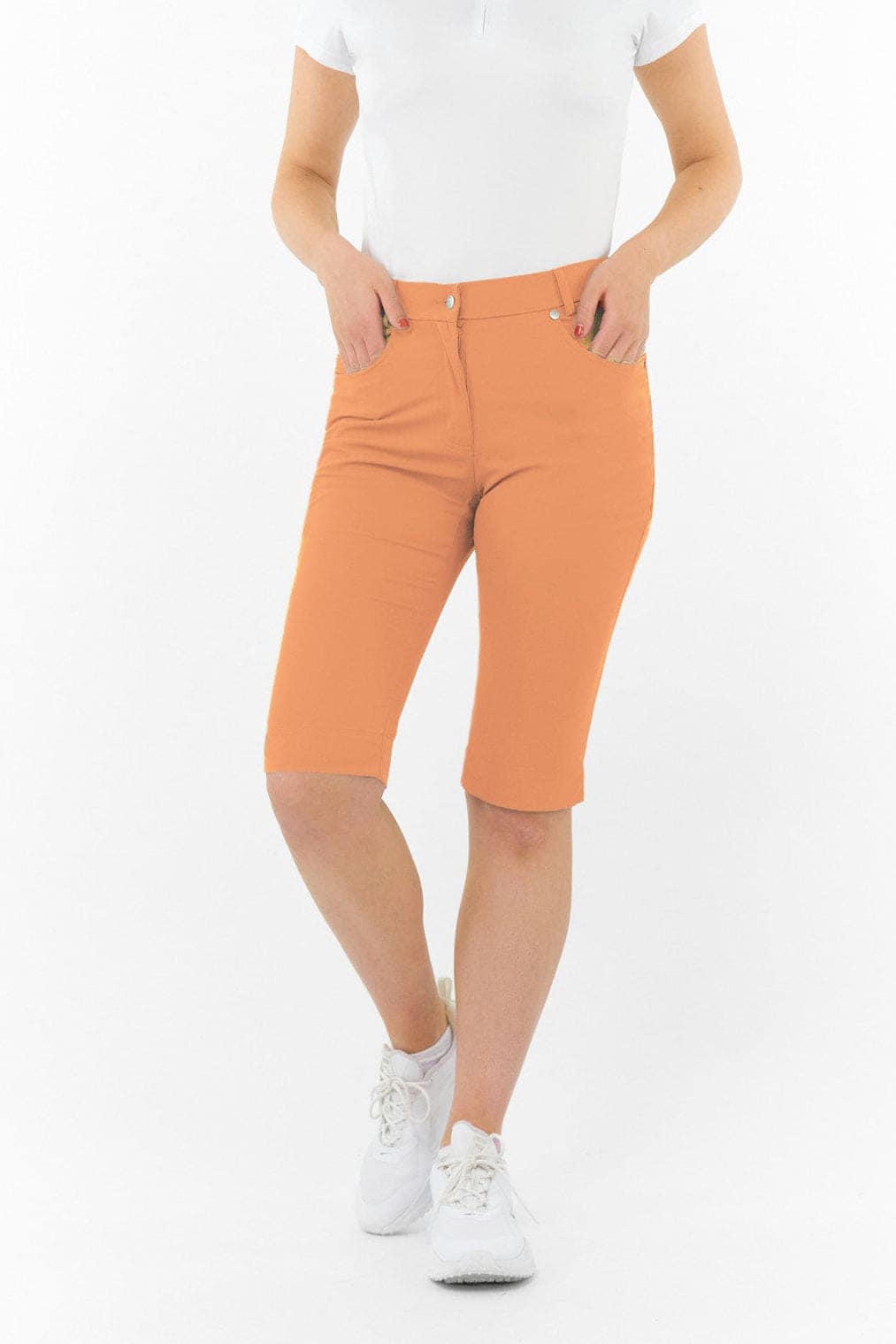 pure-golf-trust2-ladies-bermuda-golf-shorts-cantaloupe-1