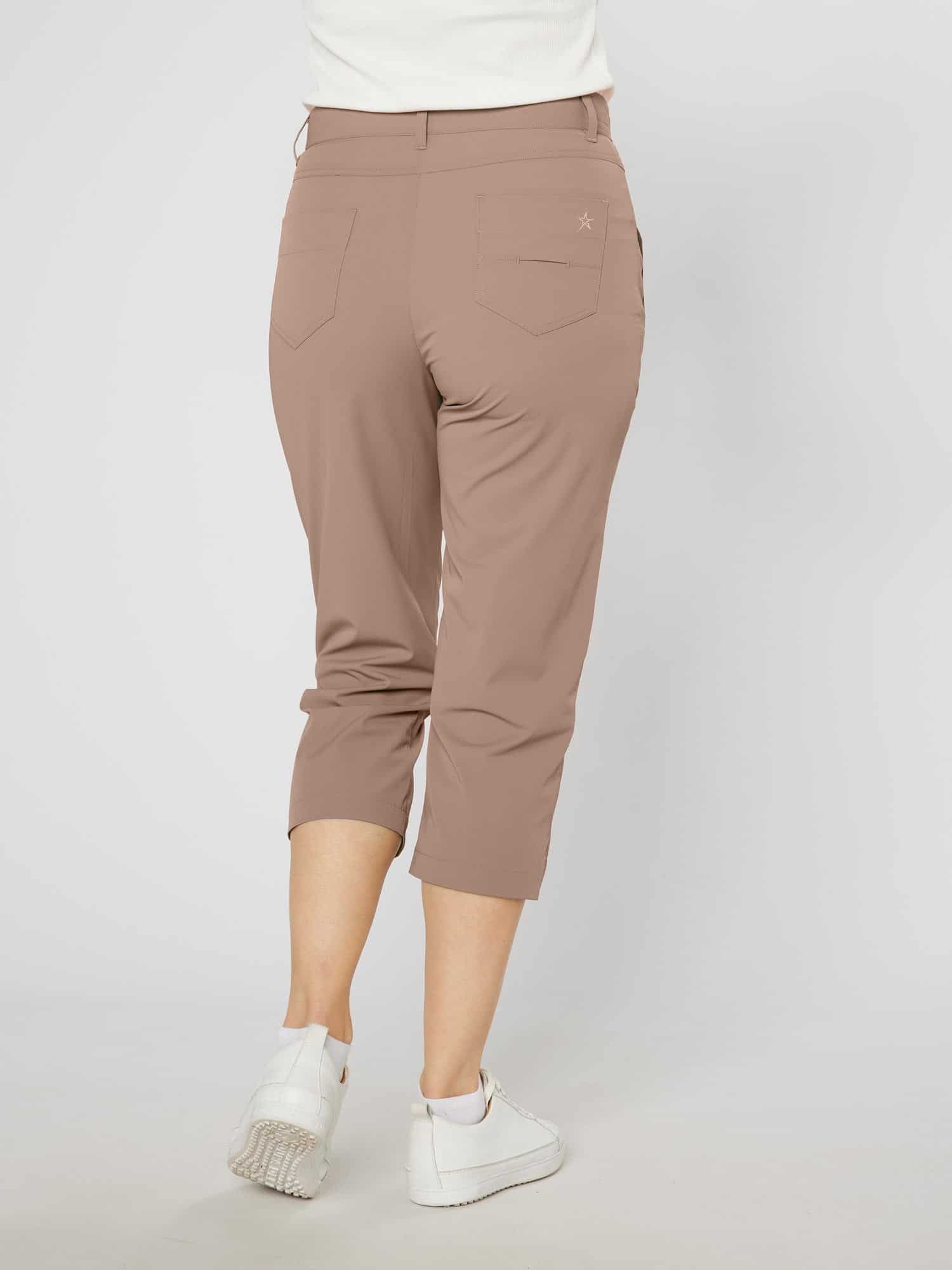 swing-out-sister-golf-cloud-capri-walnut-whip-2