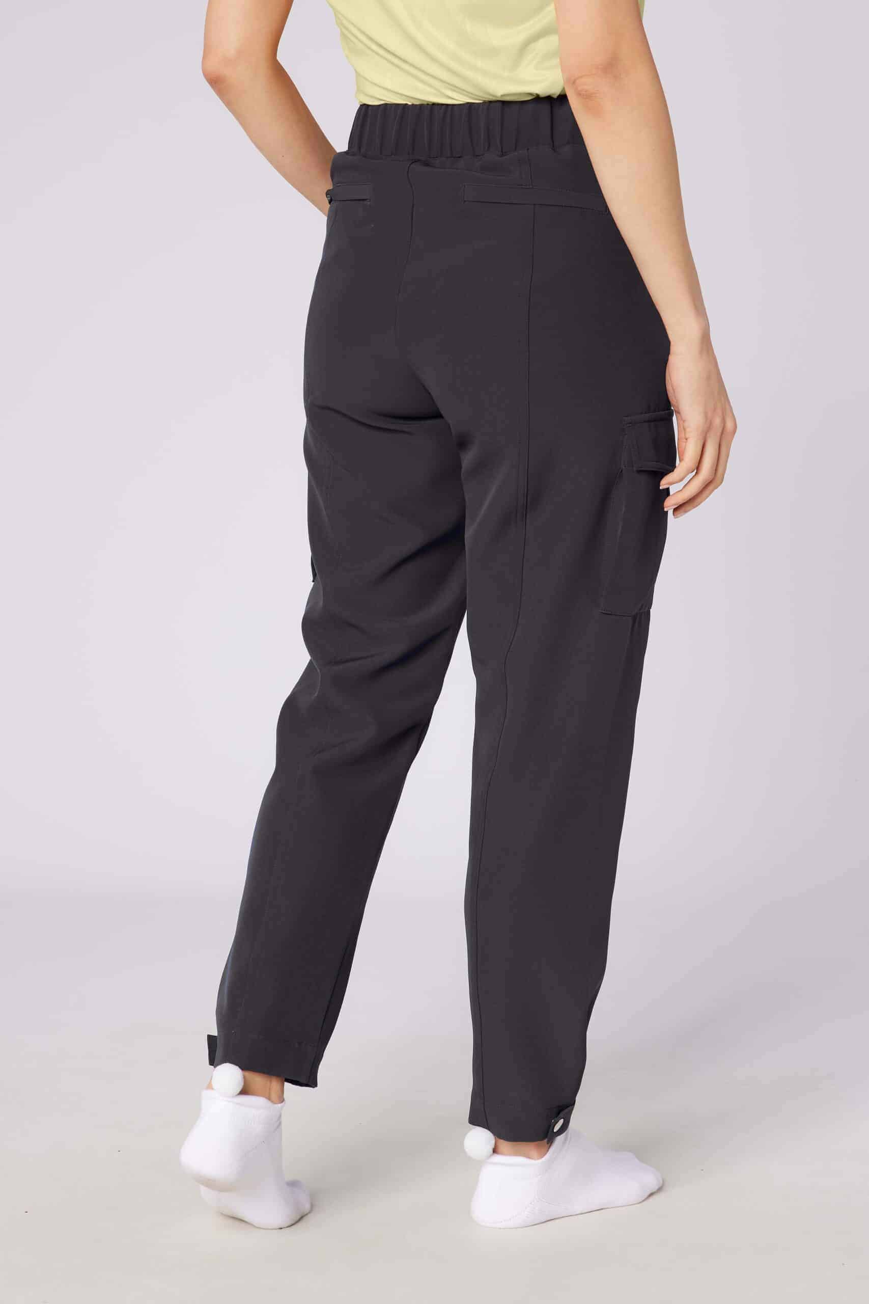 swing-out-sister-golf-pulse-core-sport-trouser-black-2