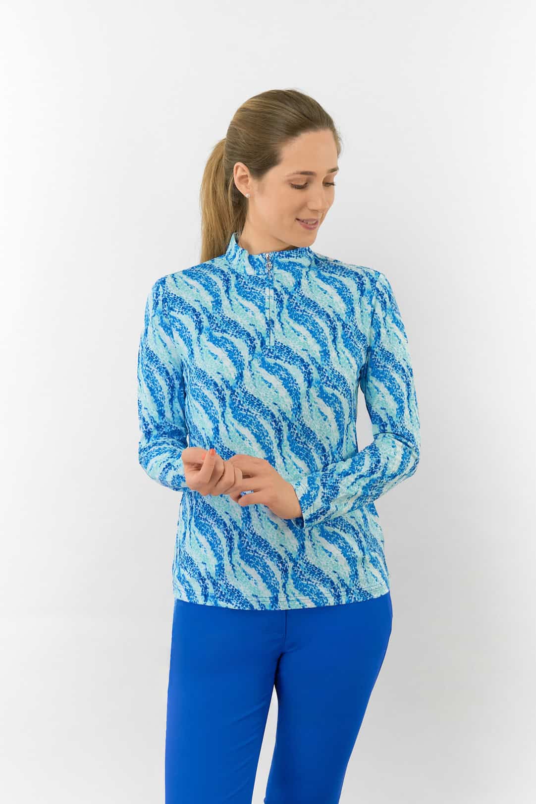 pure-golf-serenity-long-sleeve-ladies-golf-zip-top-marine-mosaic-1-1