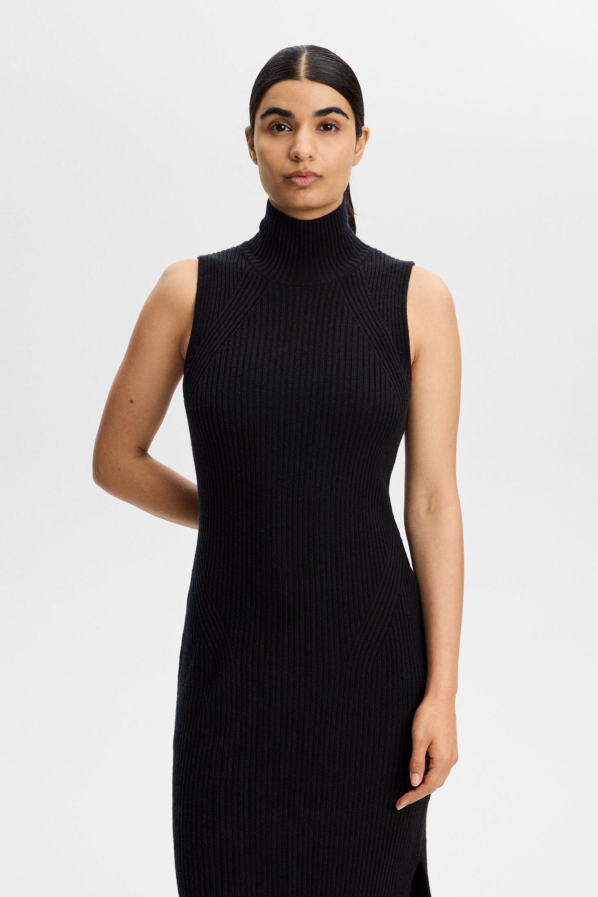 j-lindeberg-camille-rib-knit-dress-black-1