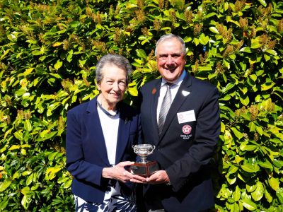 Jill Thornhill receives the Gerald Micklem Award from outgoing President Alistair Booth at the England Golf AGM, Woodhall Spa.