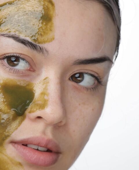 Deep-Detox-Mask-applied
