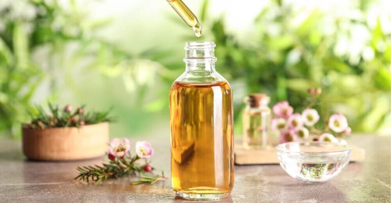 large-main_Tea_Tree_essential_oil