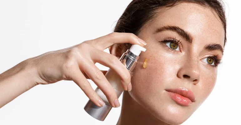 large-main_apply_skincare_treatment.jpg