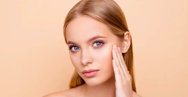 large-main_woman_fair_skin.jpg