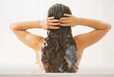 Cover_Photo_100_PURE_Lather_Rinse_Renew__The_Best_All-Natural_Shampoo_and_Conditioner_Duos.jpg